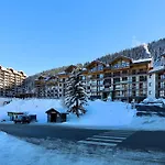 Apartment Neuf Aux Pieds, 3 Avec Wifi Et Parking - Fr-1-575-189 Courchevel